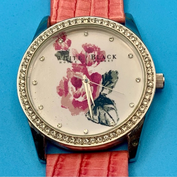 WHITE HOUSE BLACK MARKET Women’s Fashion Watch Crystal Bezel Japan Movt Working - Picture 16 of 16